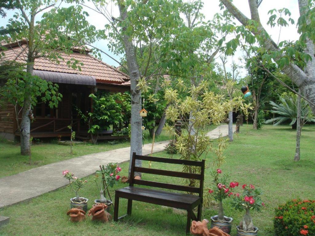 Indie House @ Maerim Chiang Mai Exterior foto